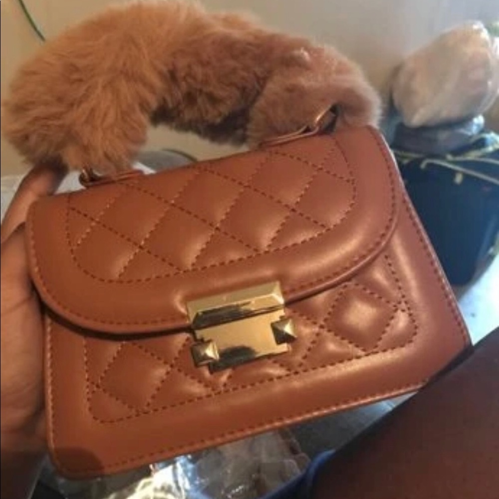 Quilted flap fluffy handle satchel bag